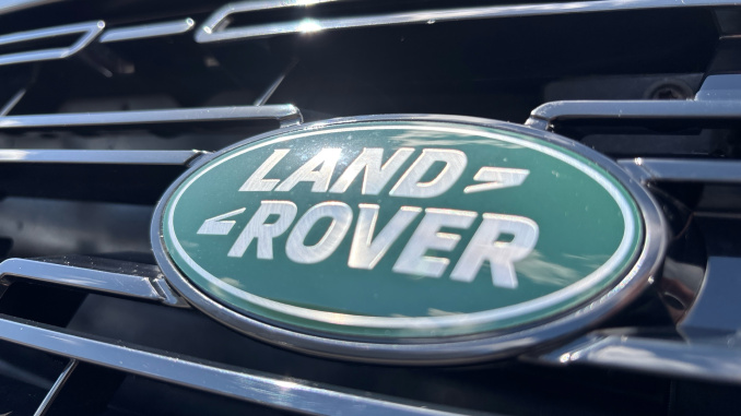 Land Rover Discovery Sport 2.0 D200 Metropolitan 5dr Auto [5 Seat] Diesel Station Wagon - Image 27